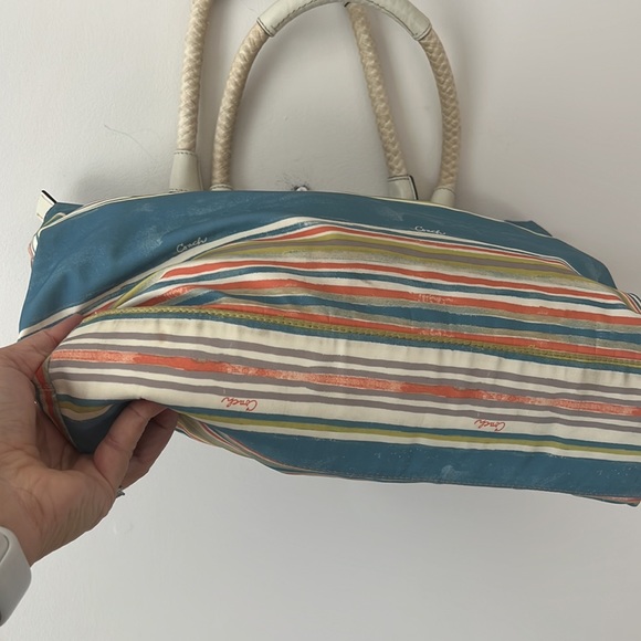 Coach Bag: No. C1171-f16624 Blue/White/Coral Vinyl Tote - Picture 5 of 9